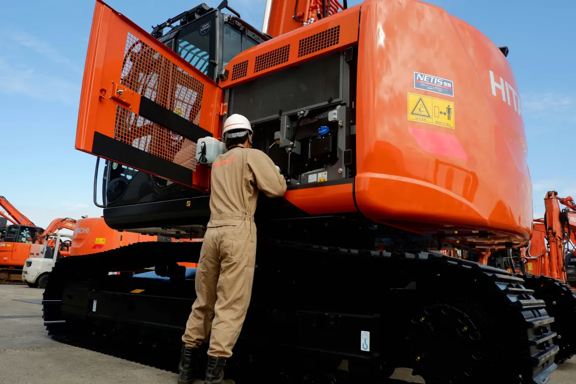 日立建機日本株式会社_関東甲信越支社 _新潟支店 _魚沼営業所_作業風景