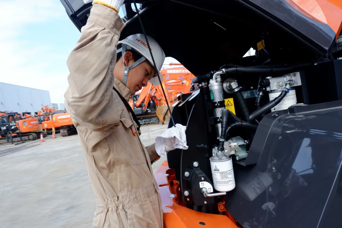 日立建機日本株式会社_関東甲信越支社_茨城支店_日立営業所_作業風景