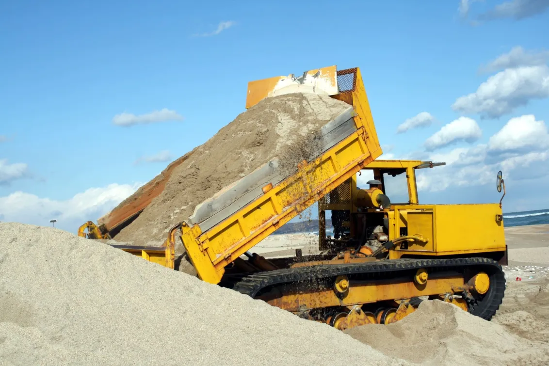 株式会社カナモト_小牧営業所_取扱車輛