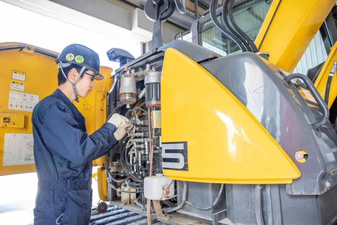 株式会社キナン_九州解体事業部_整備士