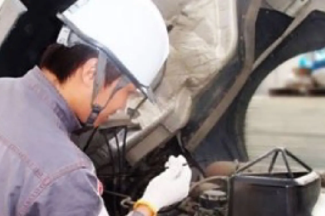 株式会社東海大阪レンタル_桜井営業所_整備風景