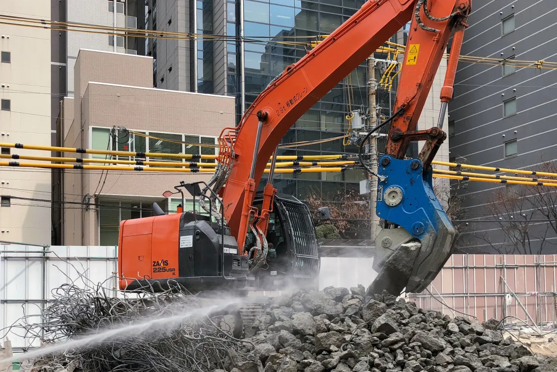 オカダアイヨン株式会社_湘南営業所_機械