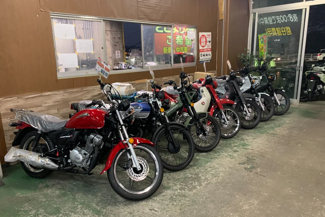 株式会社ベンケイ_本店_店内バイク