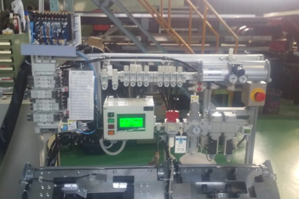 有限会社ニューキャッスル＿本社＿機械