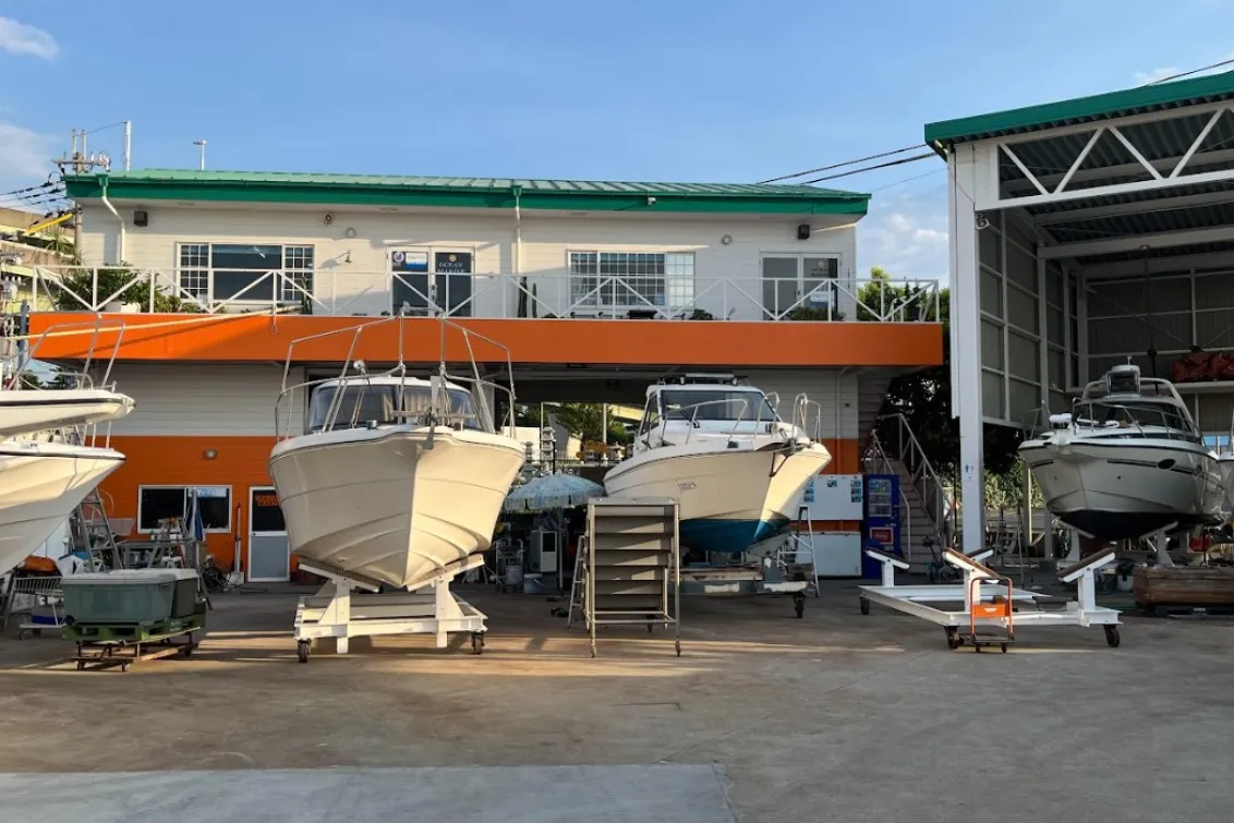 オーシャンマリン株式会社_阪南マリーナ_工場