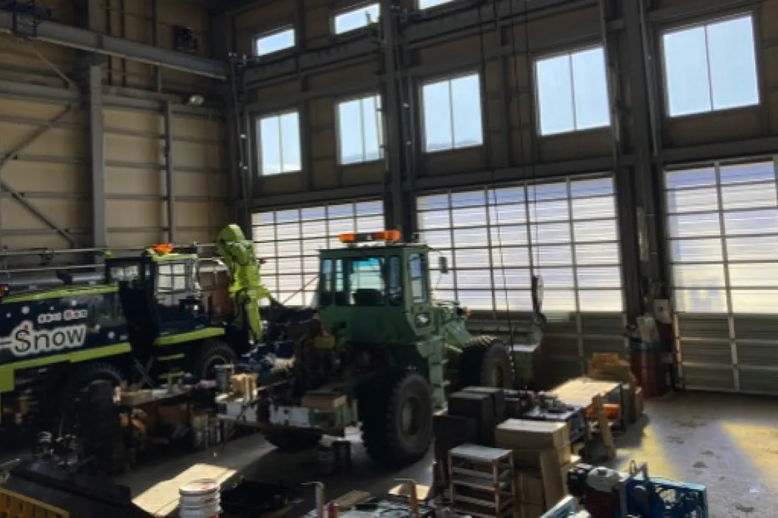 北海道川崎建機株式会社_北見支店_工場内