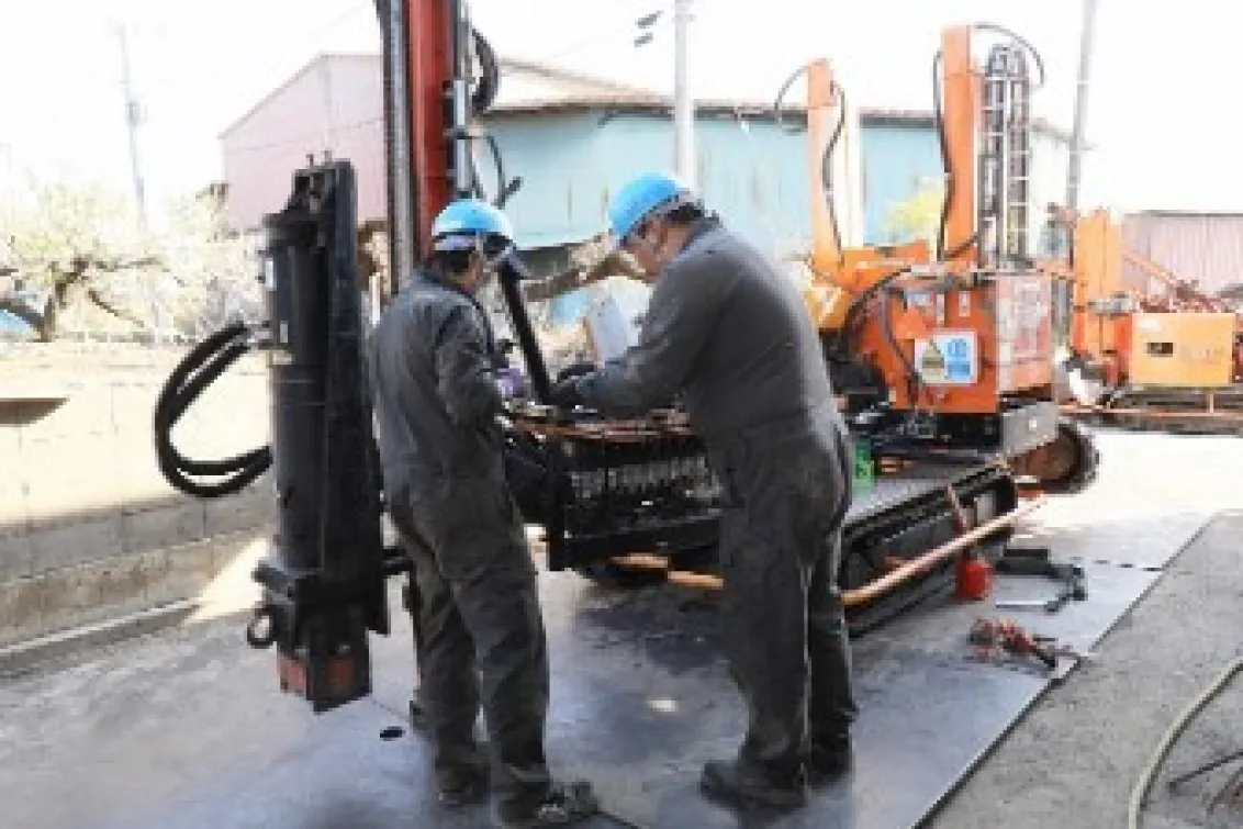 株式会社カムサ_工場_スタッフ