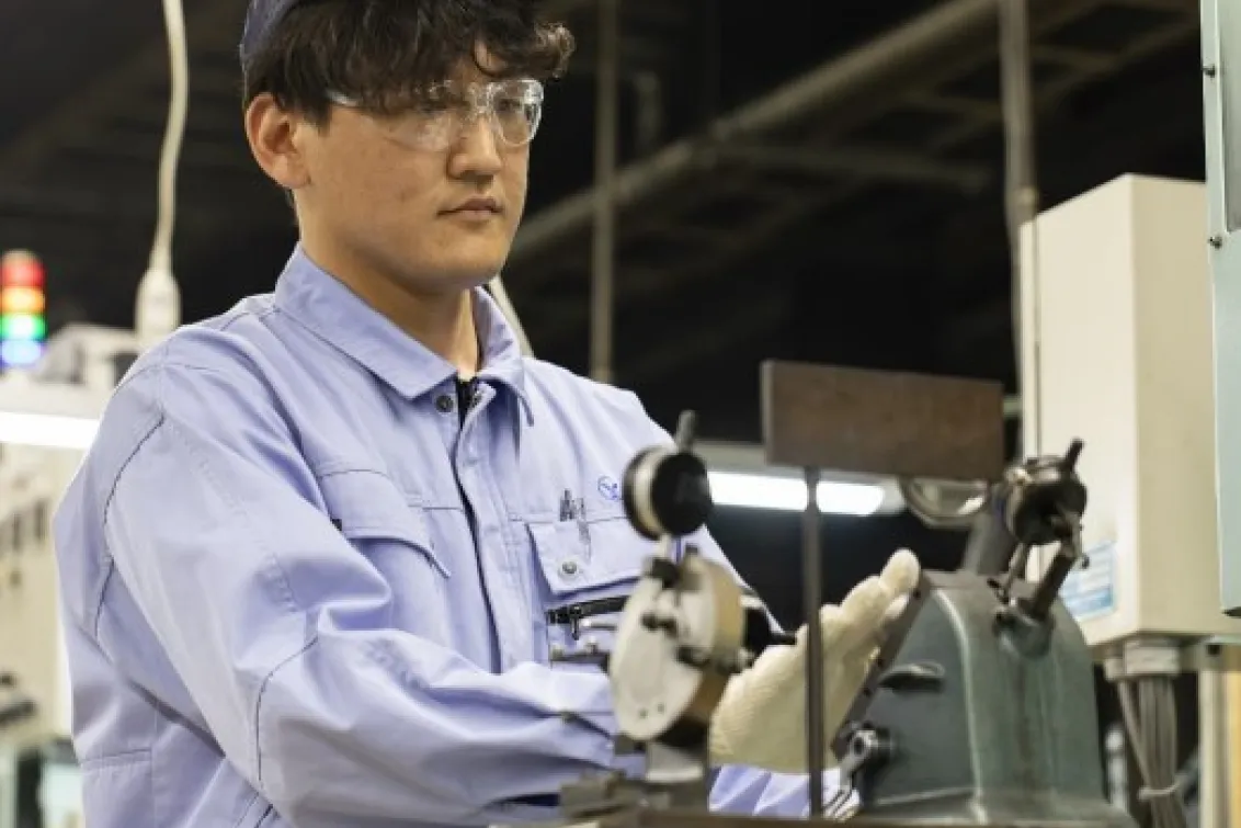 株式会社ヨコタコーポレーション_市場工場_作業風景