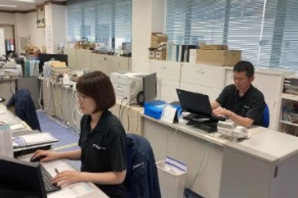 軌陸車テック株式会社_関東営業所_スタッフ2