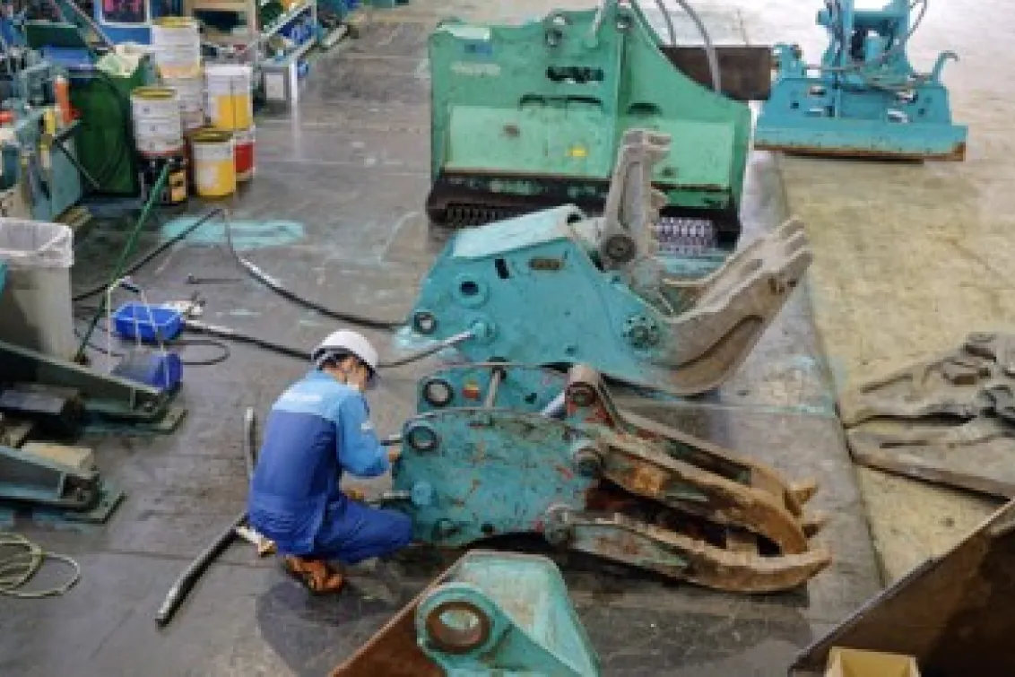 エスアールエス株式会社_プロマックス 金沢営業所_整備風景