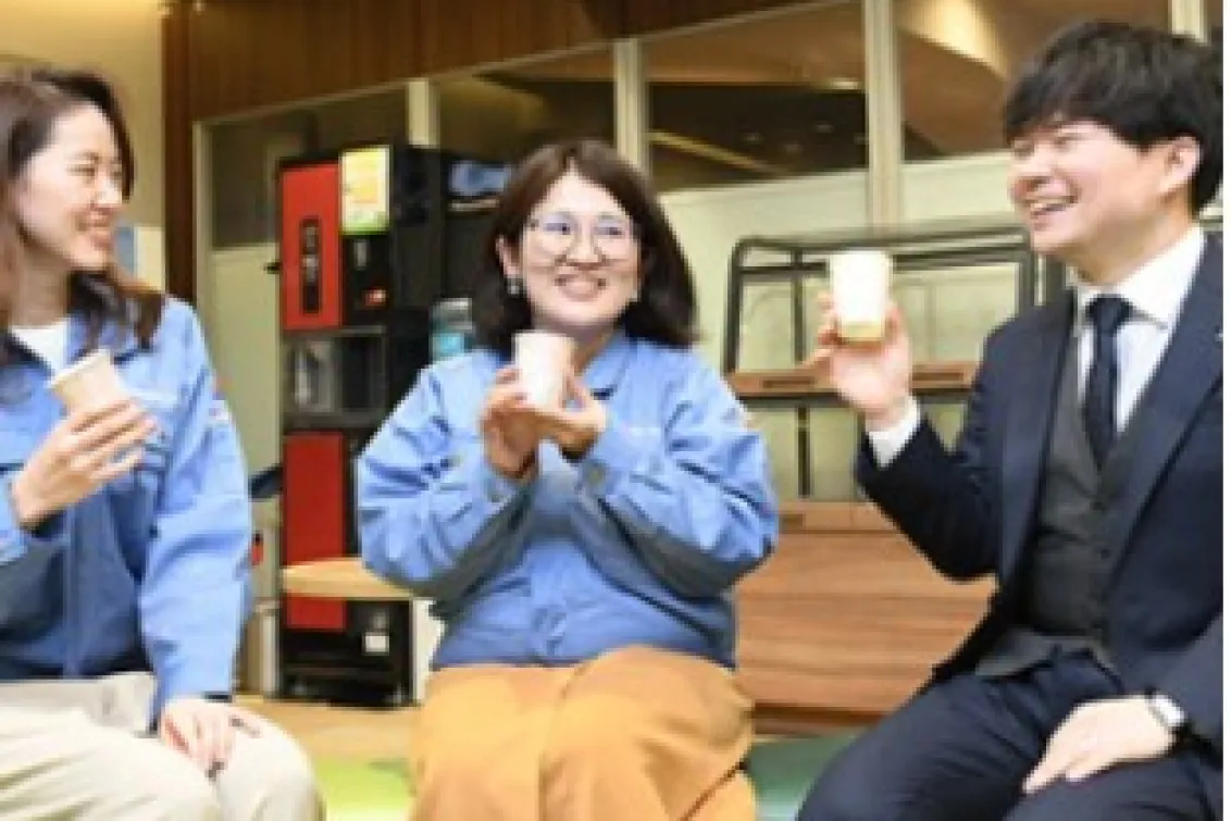 株式会社ラックランド_東京本社_スタッフ1