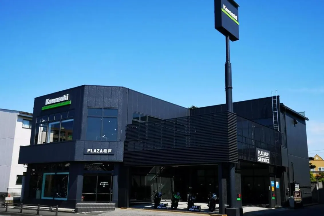 株式会社ビー・フリー_カワサキプラザ松戸_外観1
