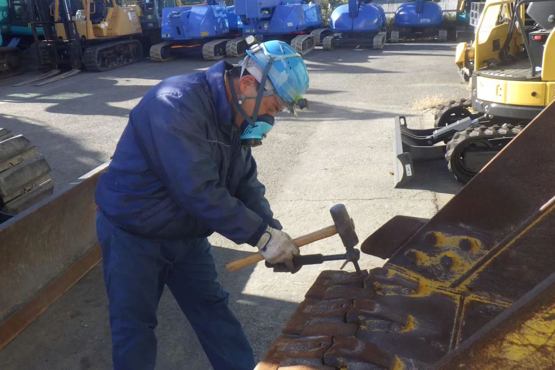 株式会社電動舎_千葉営業所_整備風景