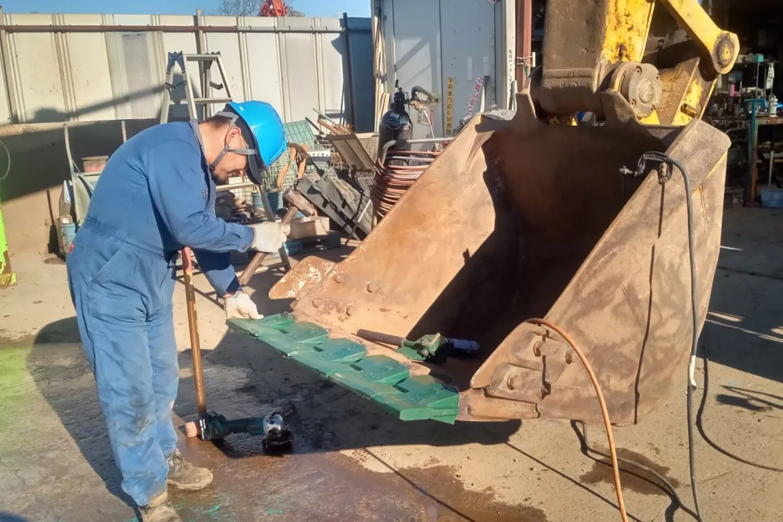 株式会社電動舎_八千代営業所_整備風景