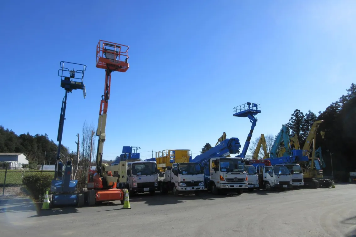 株式会社電動舎_水戸営業所_取扱い建機の一部