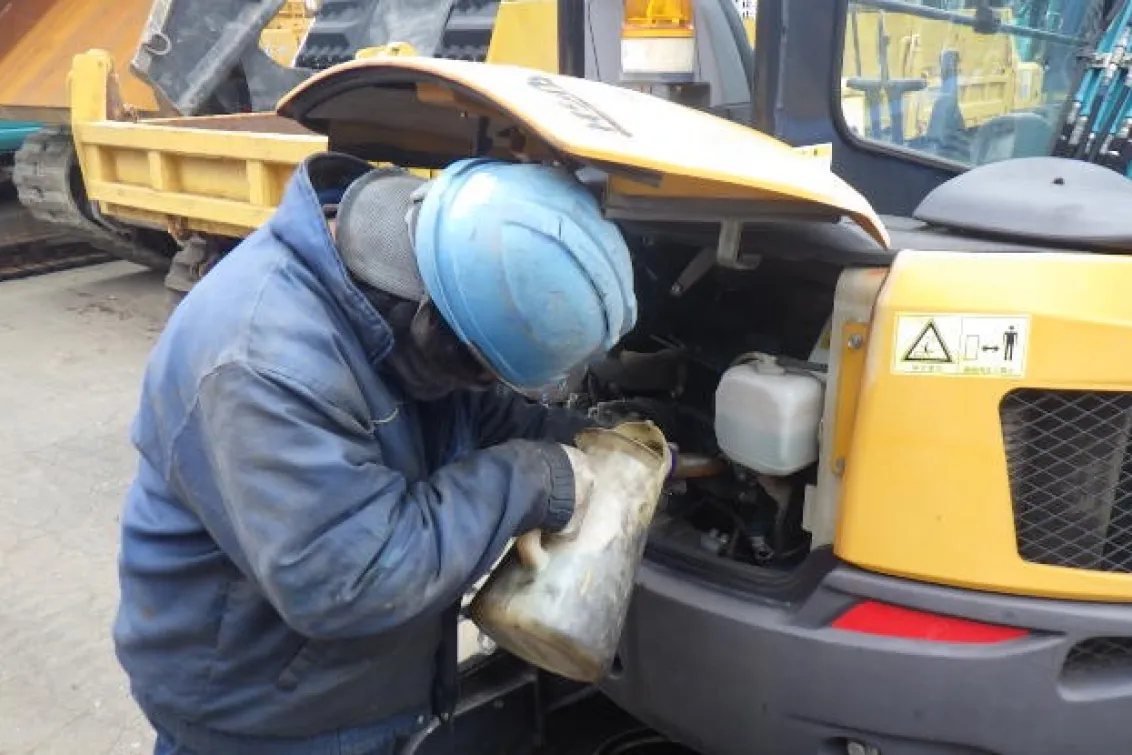 株式会社電動舎_熊本営業所_整備風景