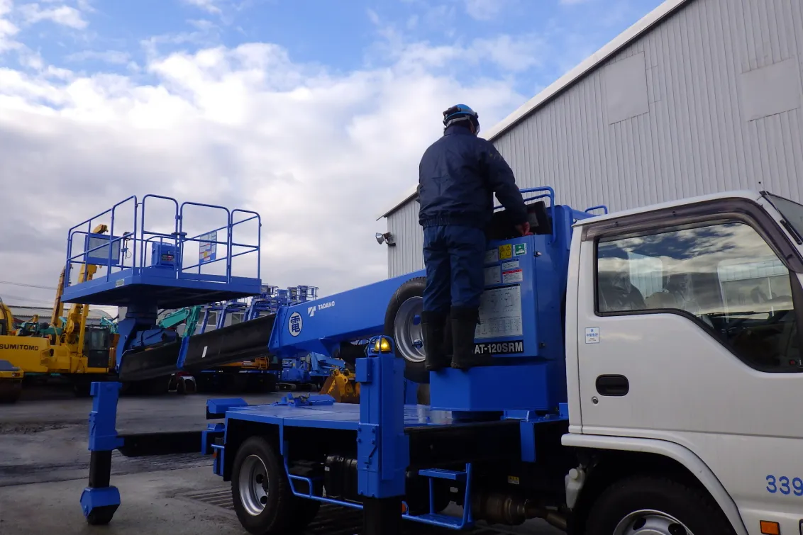 株式会社電動舎_山形営業所_整備風景