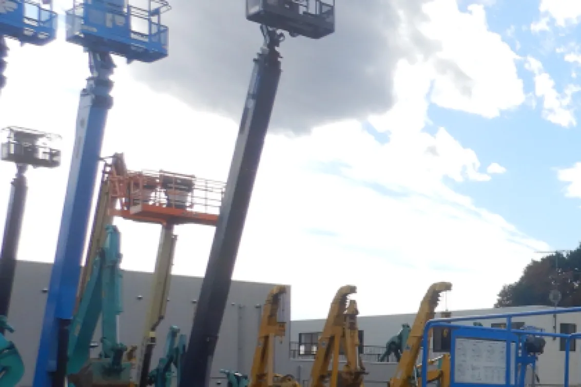 株式会社電動舎_宇都宮営業所_取扱い建機の一部