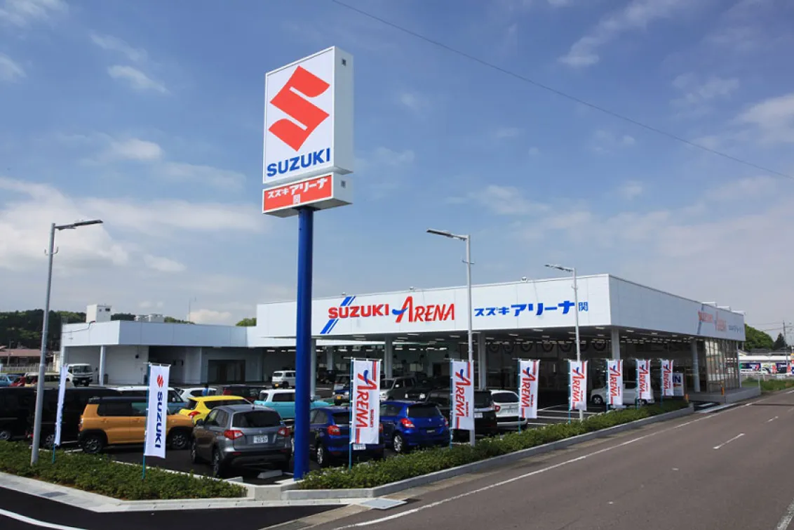 スズキ_岐阜スズキ販売株式会社_スズキアリーナ関_外観