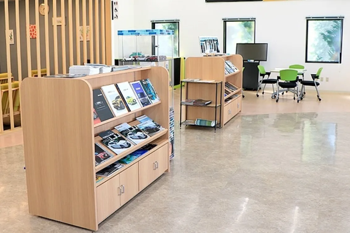 静岡トヨタ_志都呂西店_内観