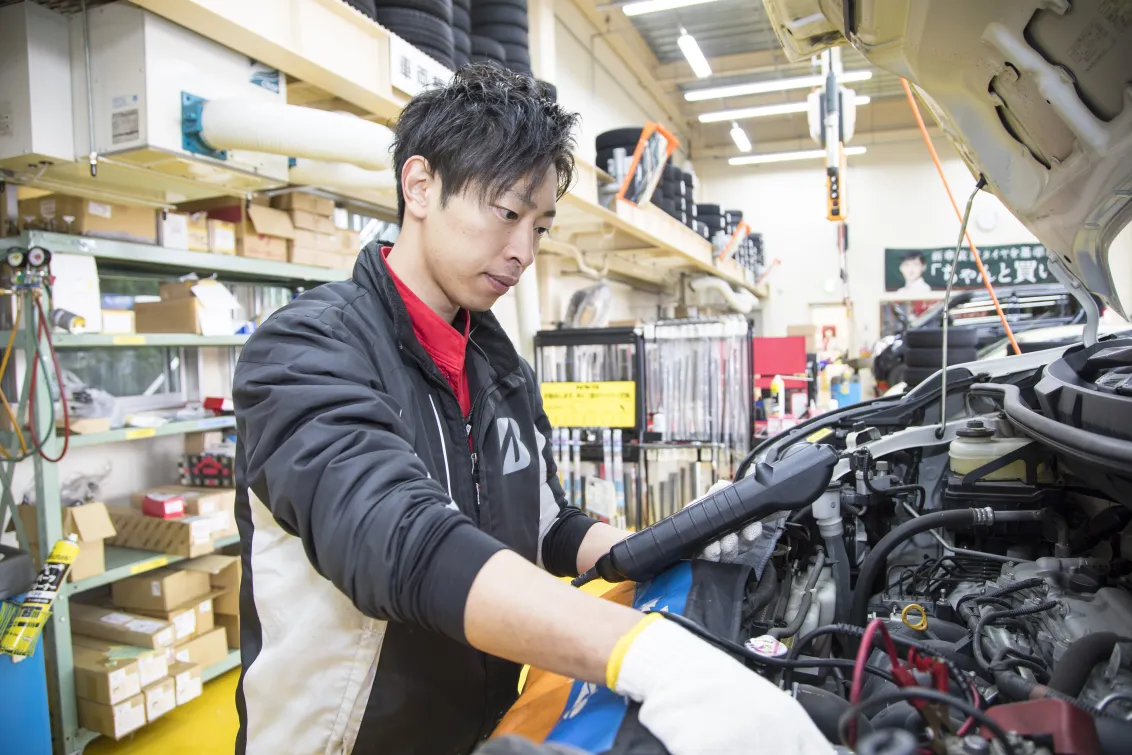 株式会社サコダ車輌_車検のコバック舟入店_スタッフ