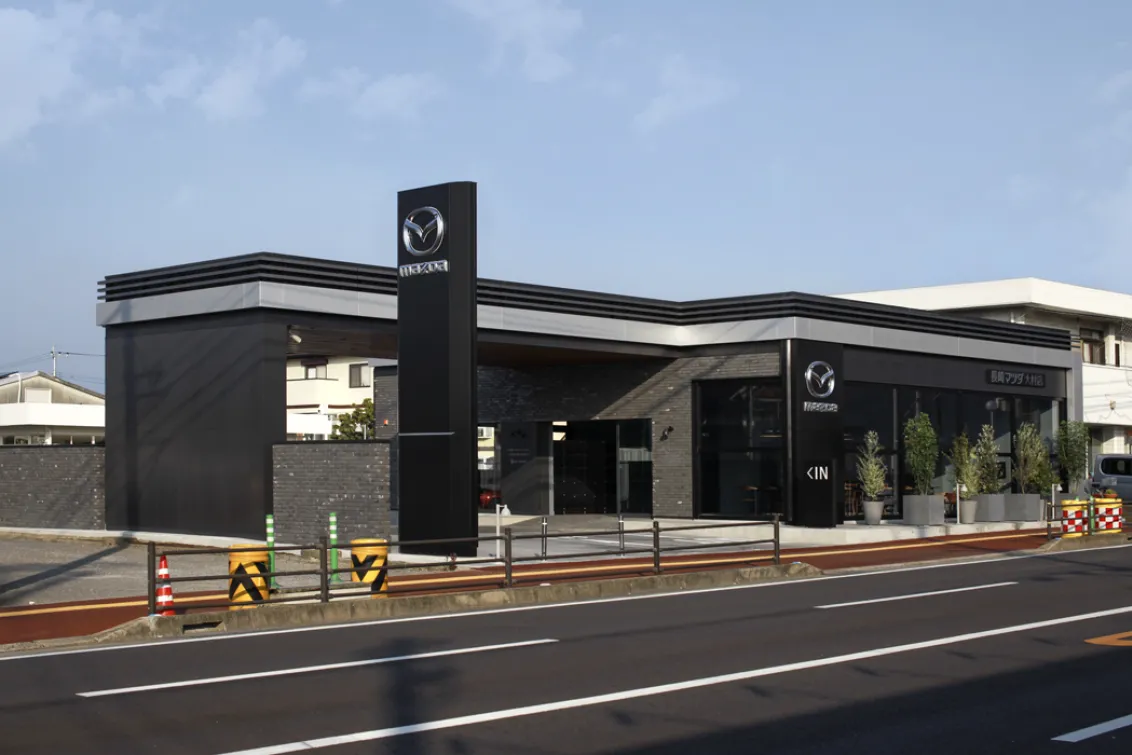 西九州マツダ株式会社_大村店_店舗風景
