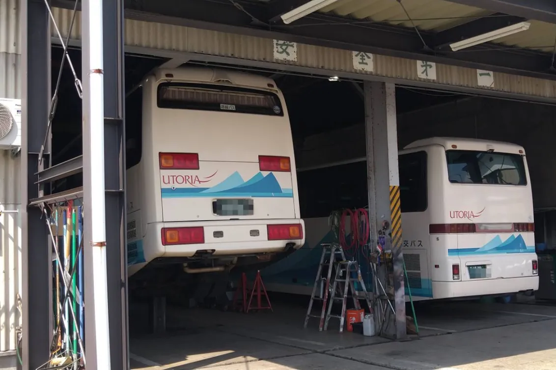 山交バス株式会社_新庄営業所_整備所