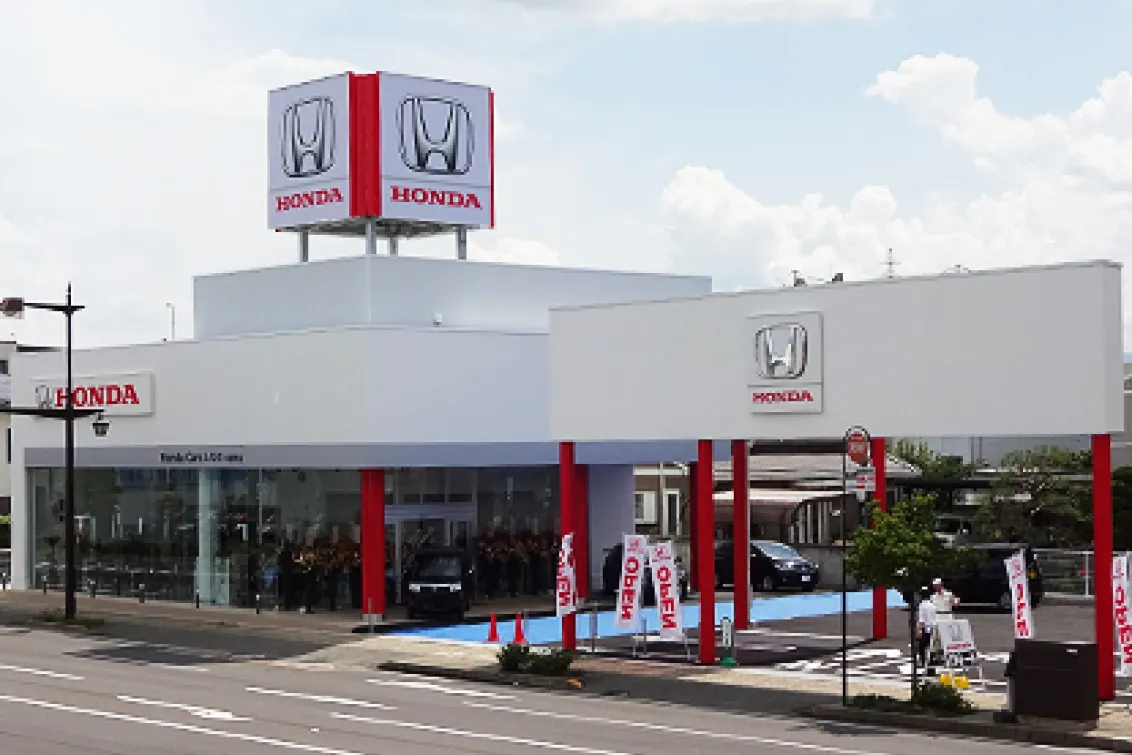 株式会社　ホンダカーズしなの_中御所店_外観