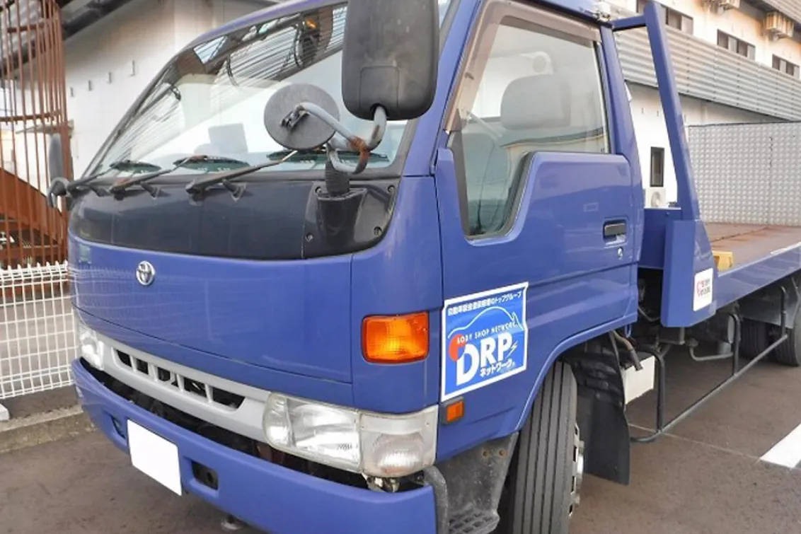 株式会社兼六鈑金塗装工場_本店_社用車