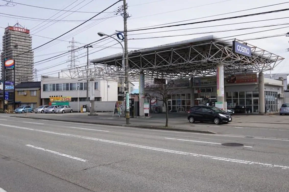 ワンダフル工房_窪店_店舗風景