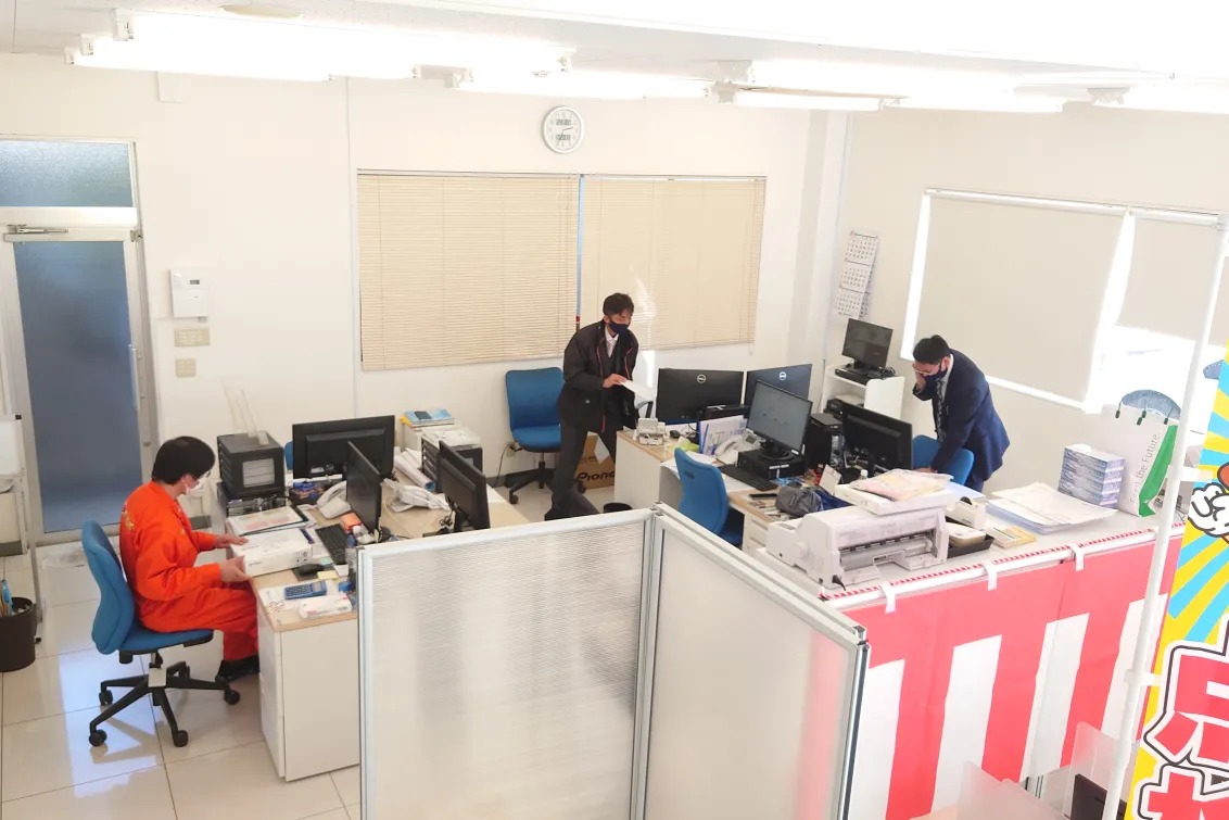 株式会社トーサイ_車検の速太郎熊谷店_スタッフ