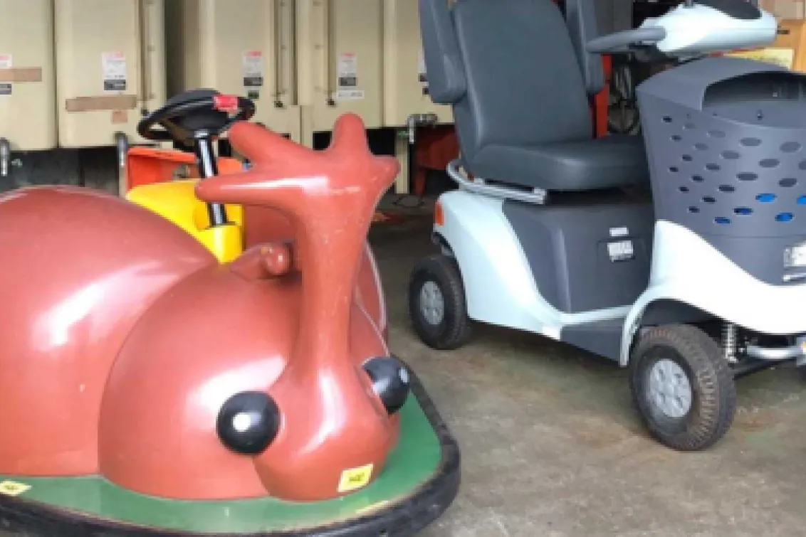 川崎自動車株式会社_本社＿車両