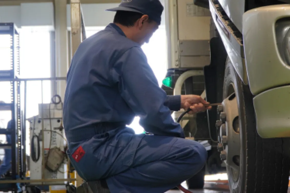 株式会社日商_作業風景