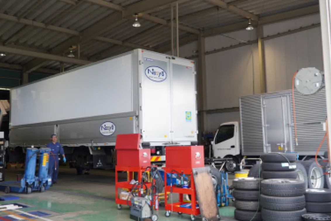 株式会社日商_工場内観2