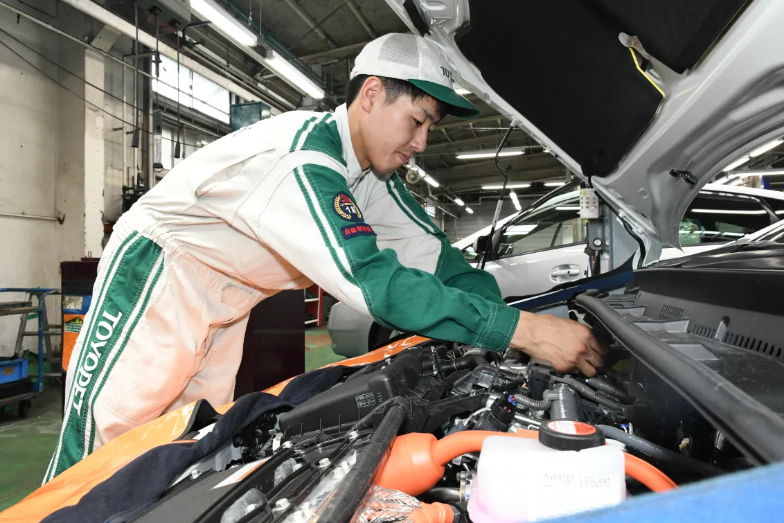 岩手トヨペット株式会社_盛岡支店_仕事風景