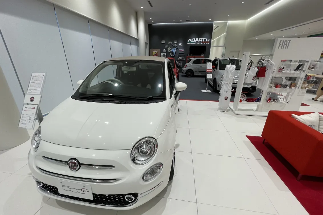 株式会社光岡自動車＿FA富山＿内観