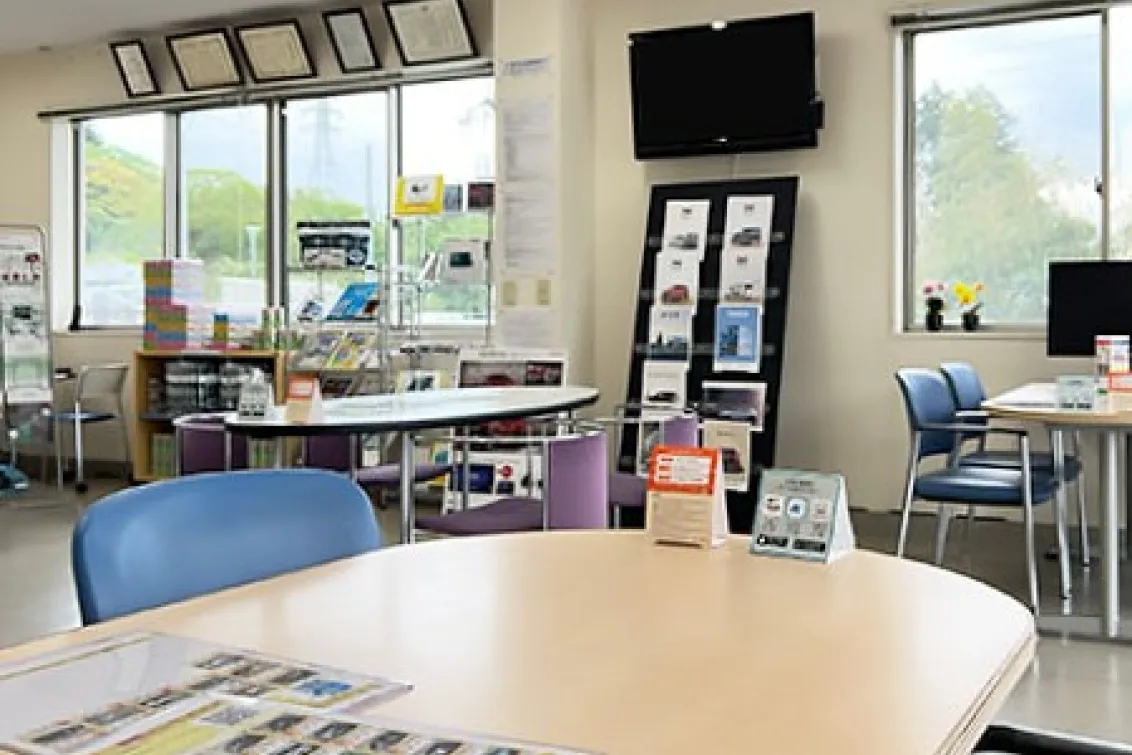 株式会社ホンダクリオ富士_U-Select富士宮_店舗内観