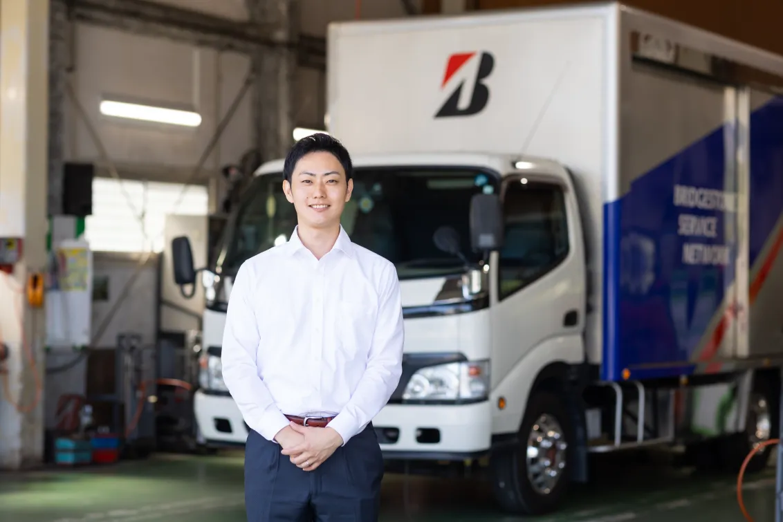 ブリヂストンタイヤサービス東日本株式会社 ＿八潮店＿スタッフ写真