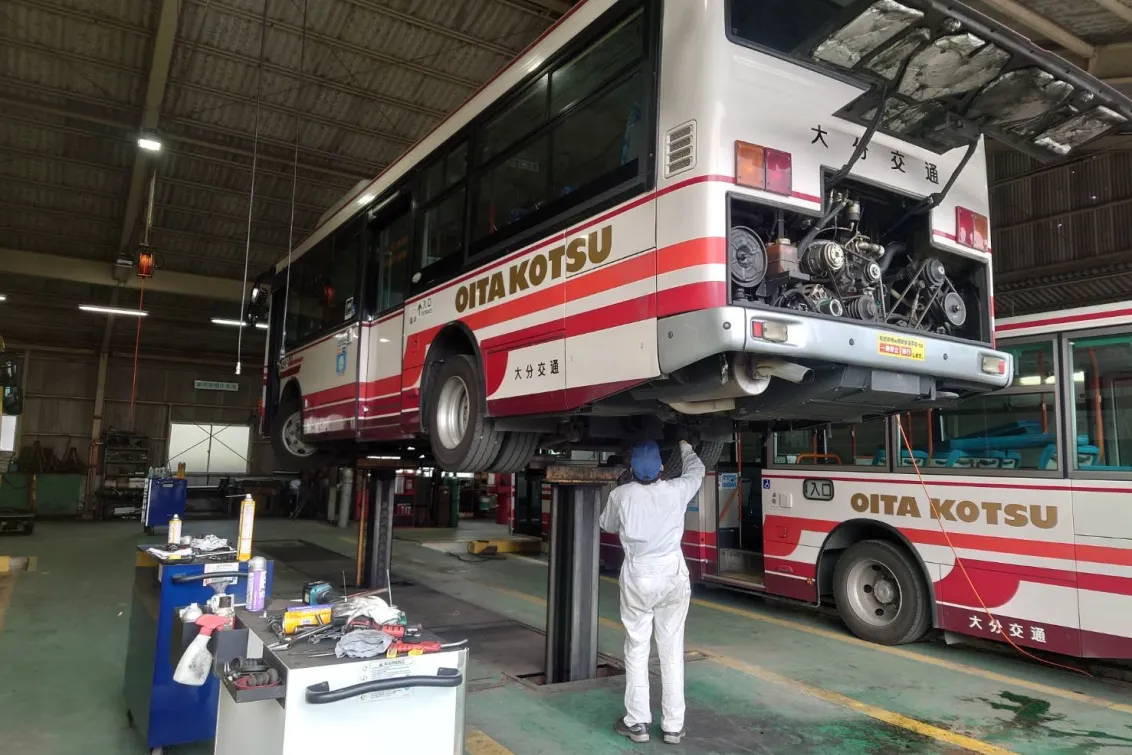 大分交通株式会社_本社_整備士