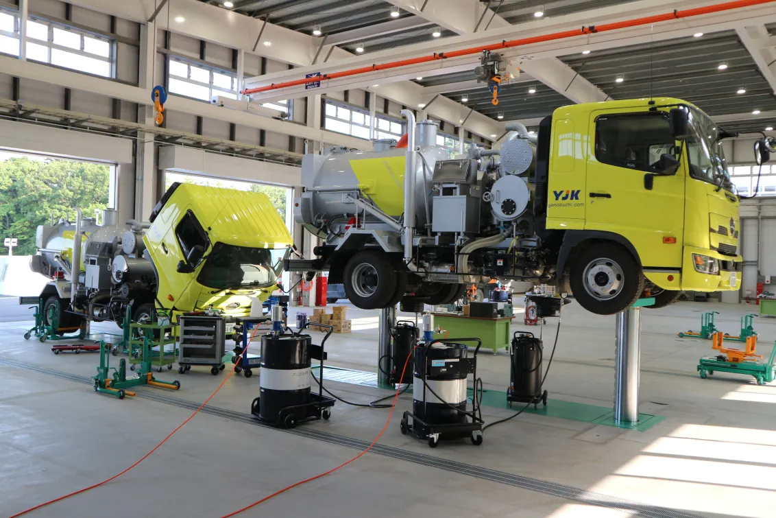 矢野口自工株式会社_福島浜通り営業所_整備車両