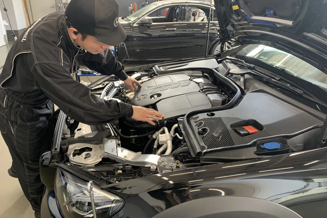 株式会社シュテルン広島_メルセデス・ベンツ広島西_整備風景