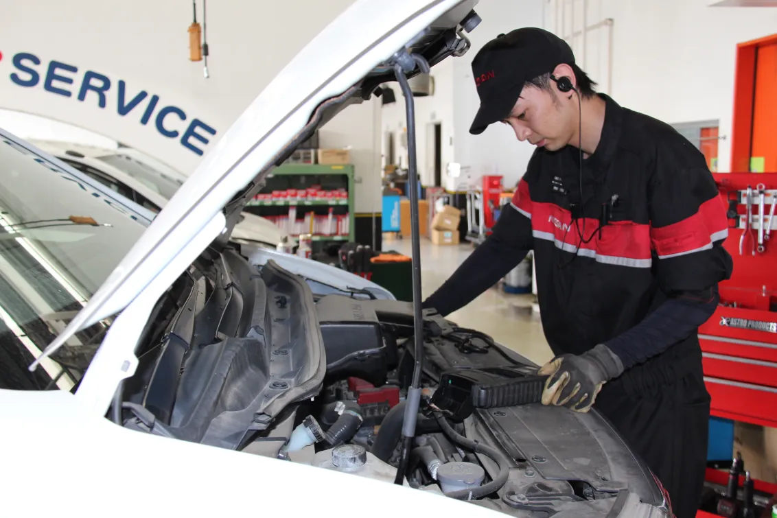 甲斐日産自動車株式会社_スタッフ
