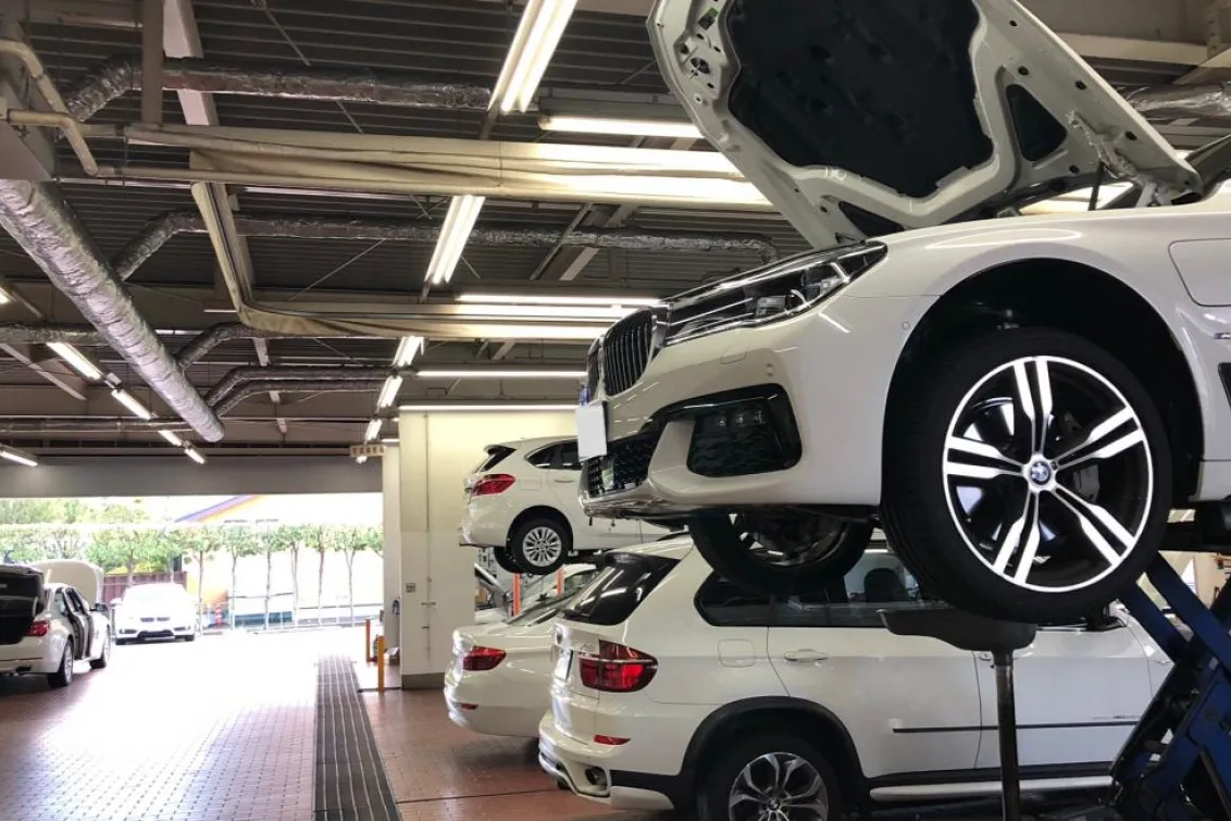 株式会社モトーレンフロイデ_熊本インター店_サービス工場