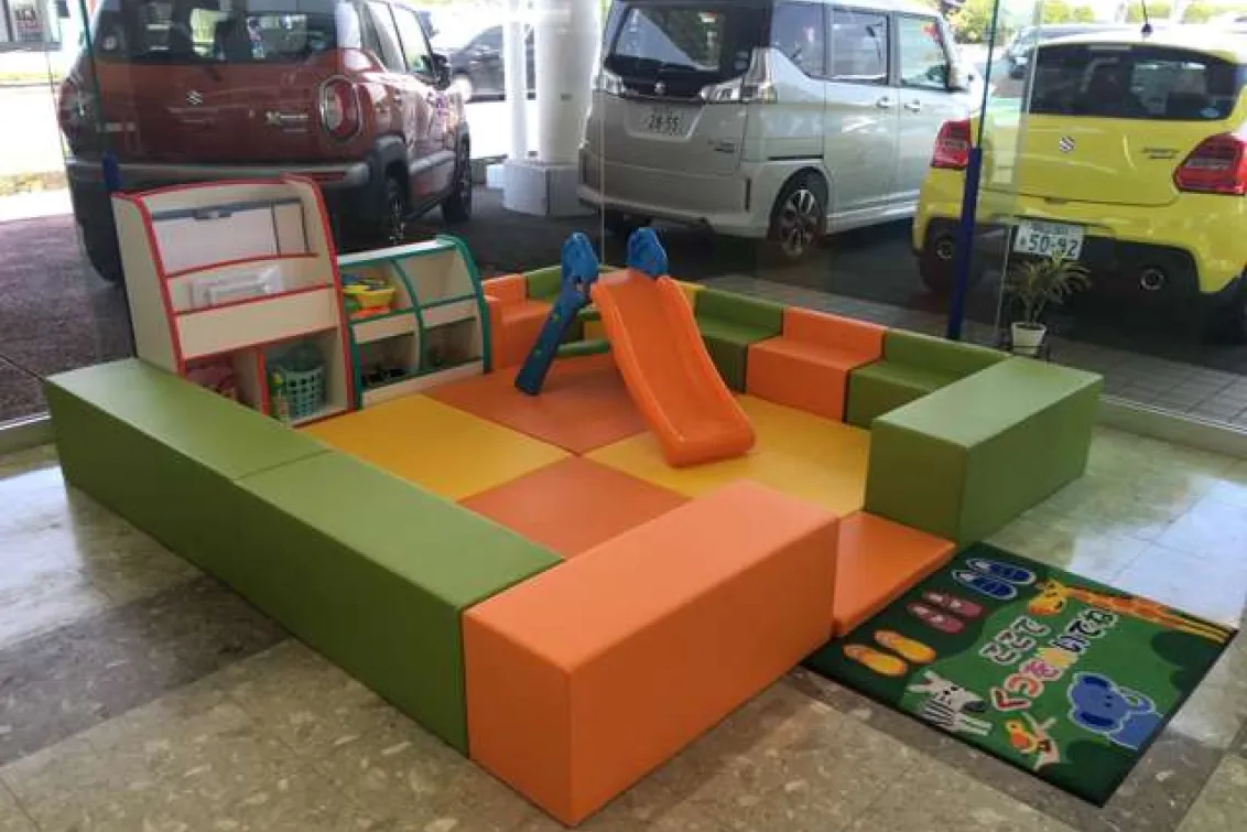 スズキ岡山販売株式会社_本社_店内