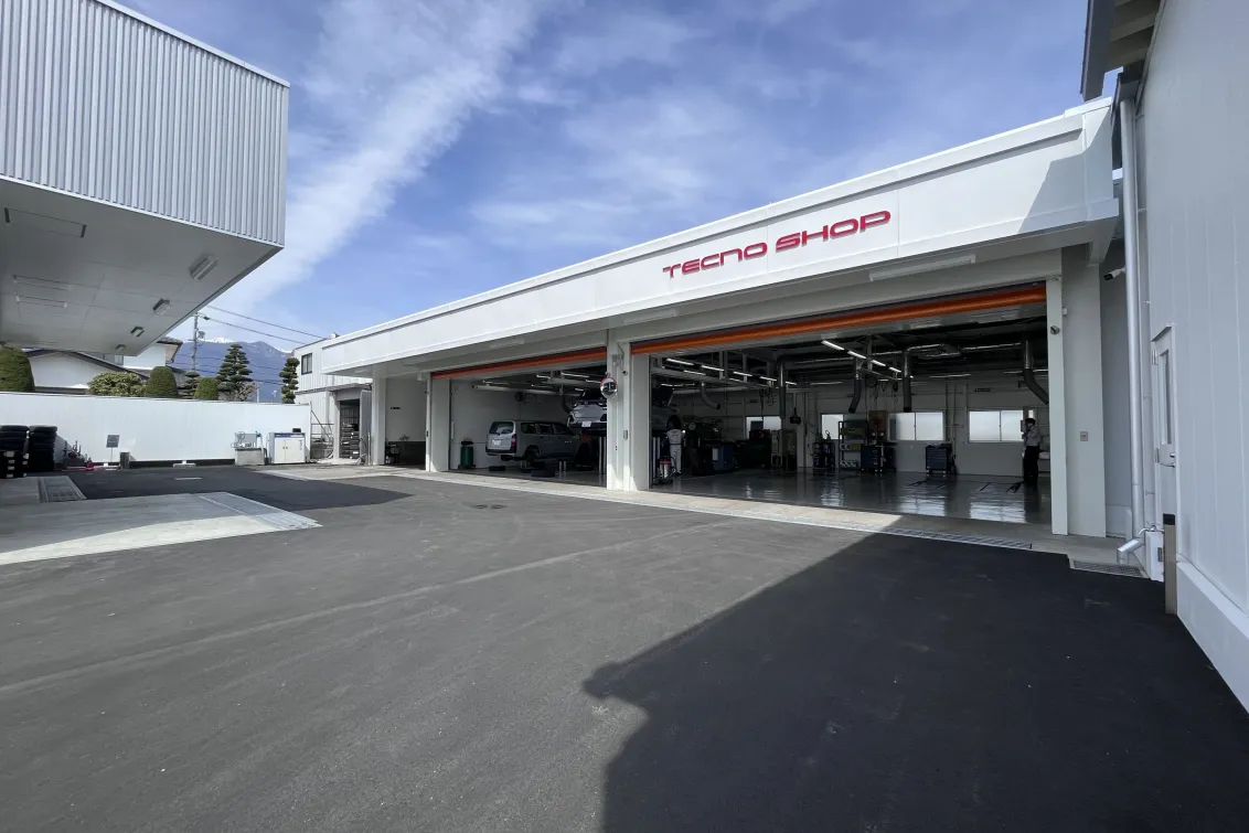 トヨタ_NTPトヨタ信州_安曇野店_店舗外観