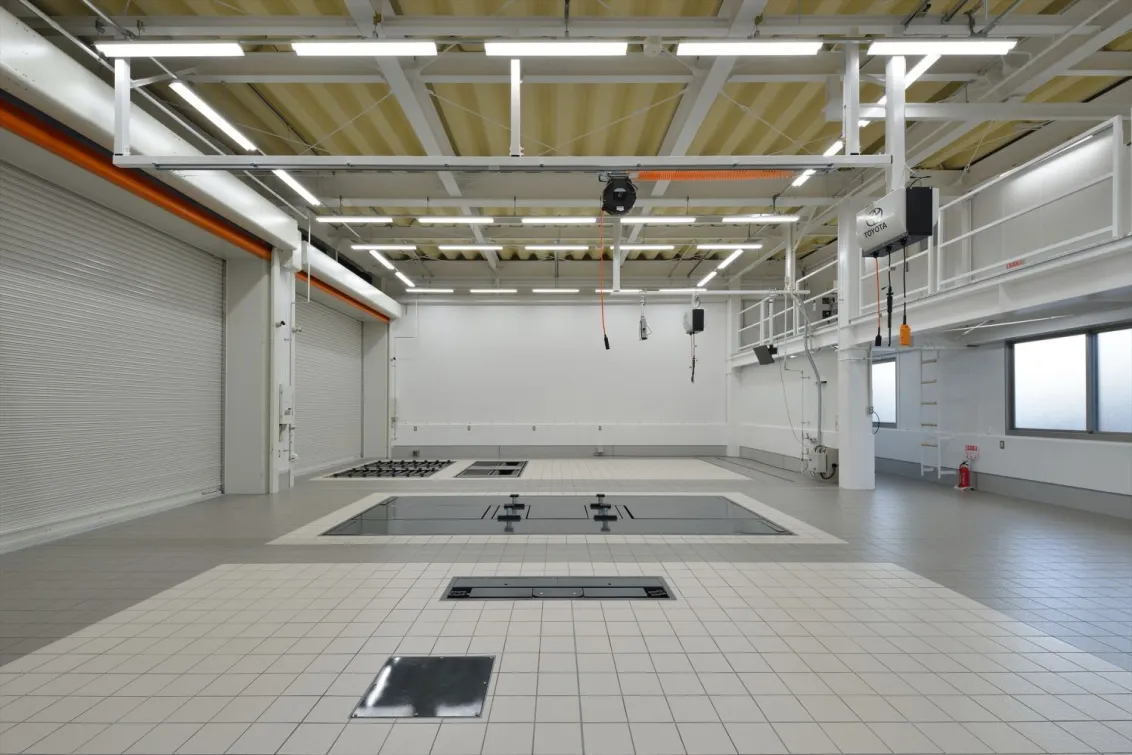 トヨタ_NTPトヨタ信州_安曇野店_店舗内装