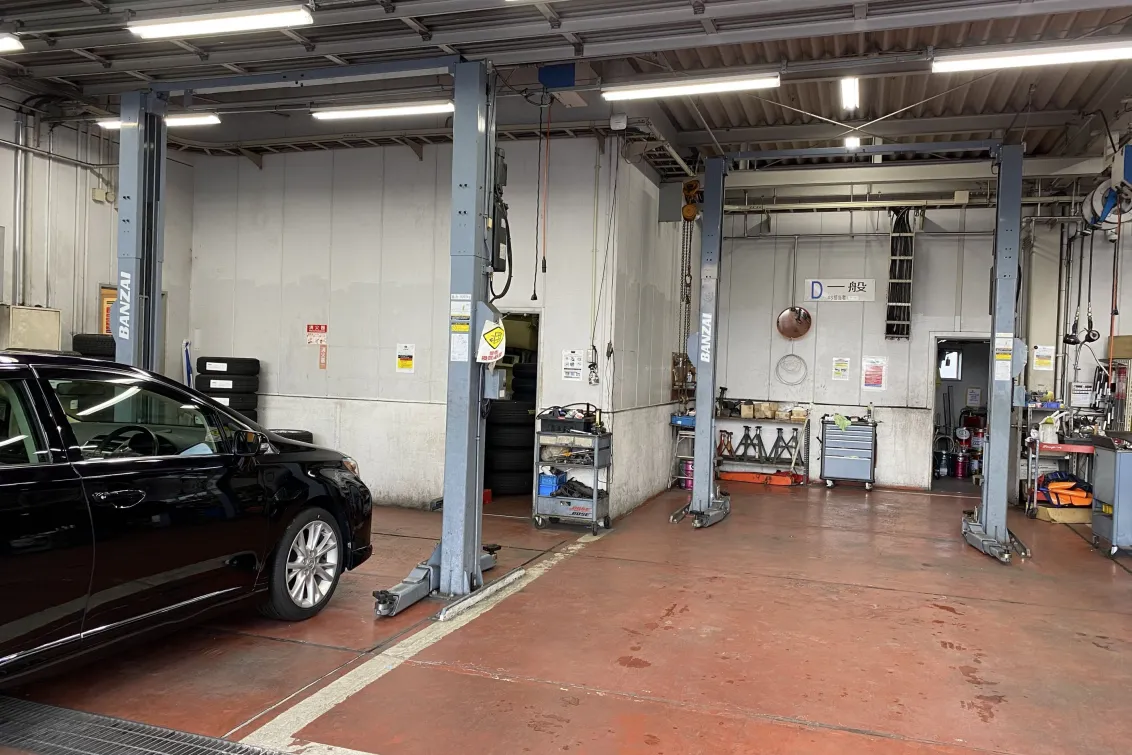 トヨタ_NTPトヨタ信州_筑摩店_店舗内装