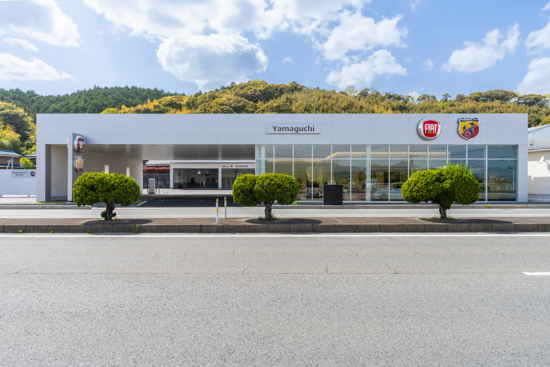 フィアット・アバルト_株式会社ワールドモータースグループ_フィアット・アバルト山口_店舗風景