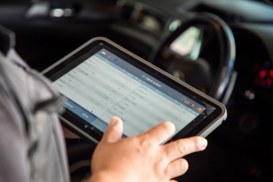 株式会社ウイングス_ウイングス東長崎店_チェックの様子