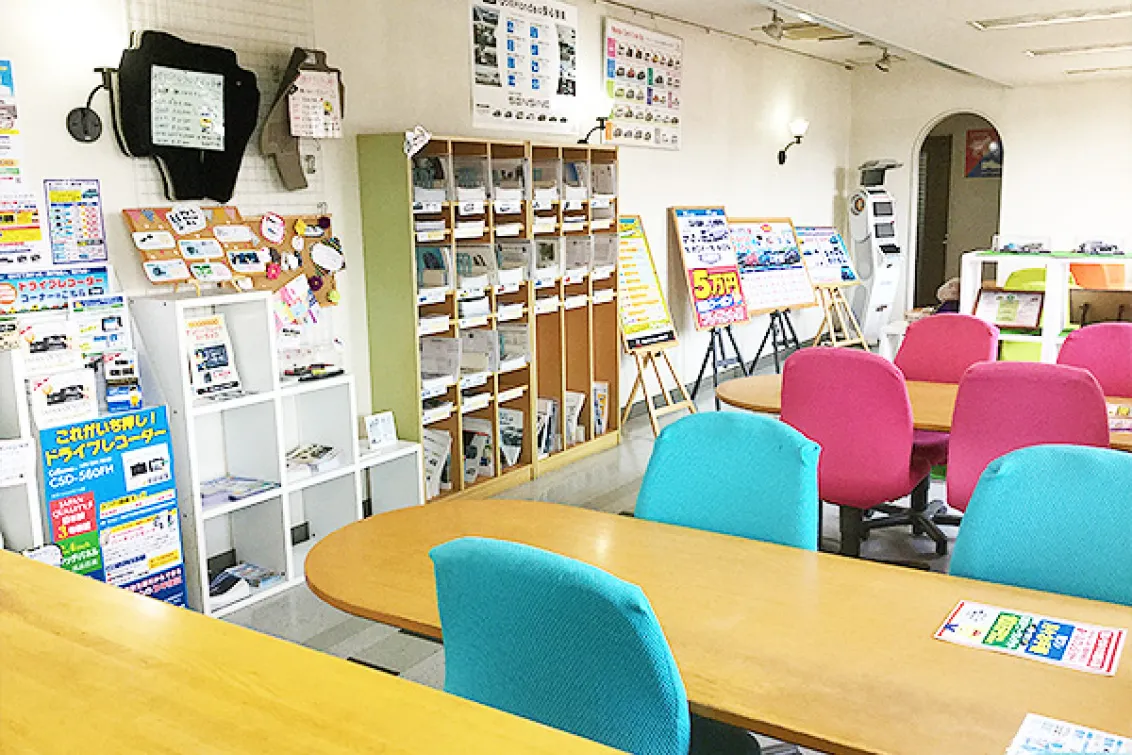 株式会社ホンダネットキンキ＿ホンダカーズ奈良中央＿生駒北店